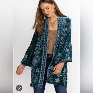 Time for Me Floral Embroidered Velvet Cardigan - Deep Teal